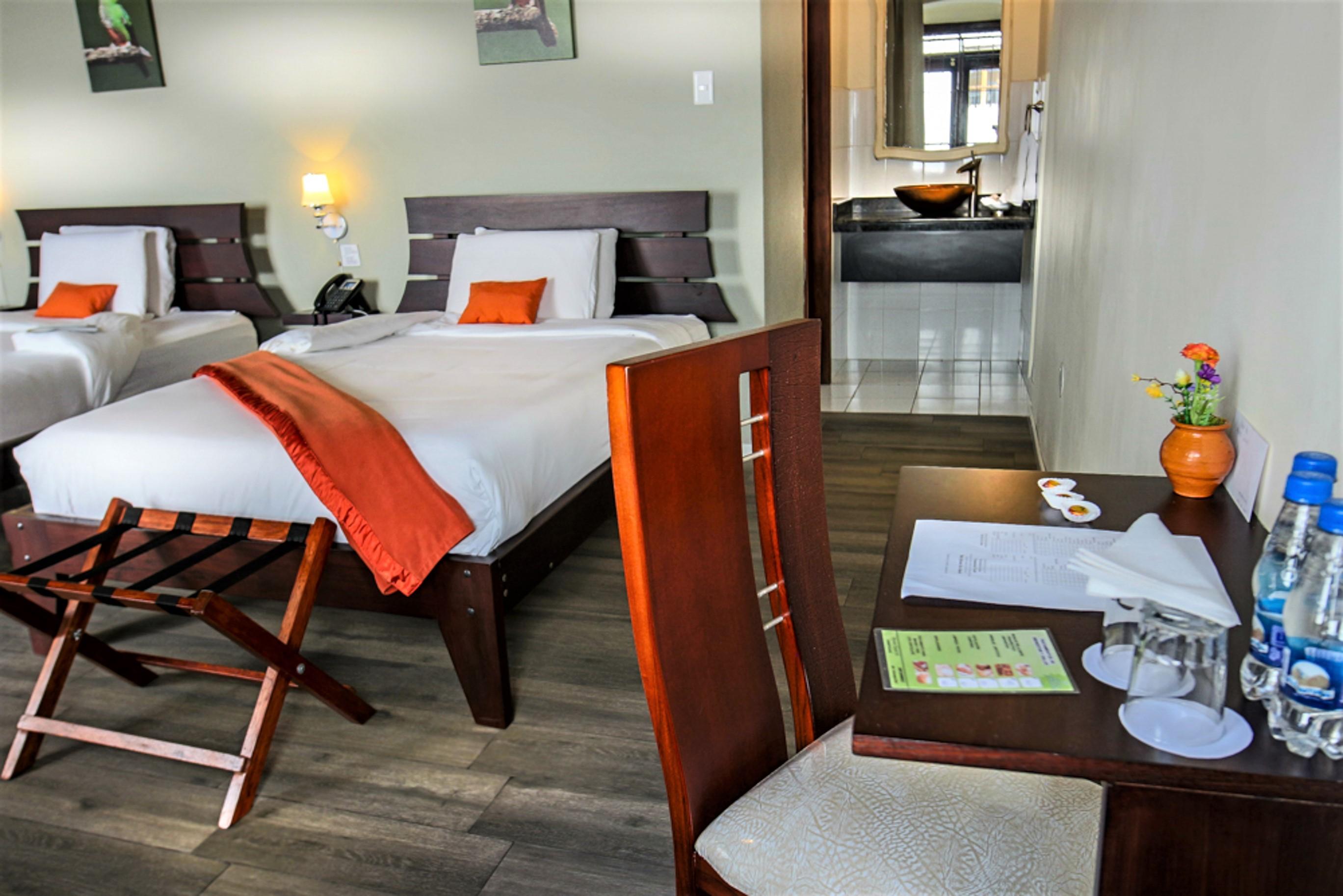 Hotel Colonial San Agustin Кито Экстерьер фото