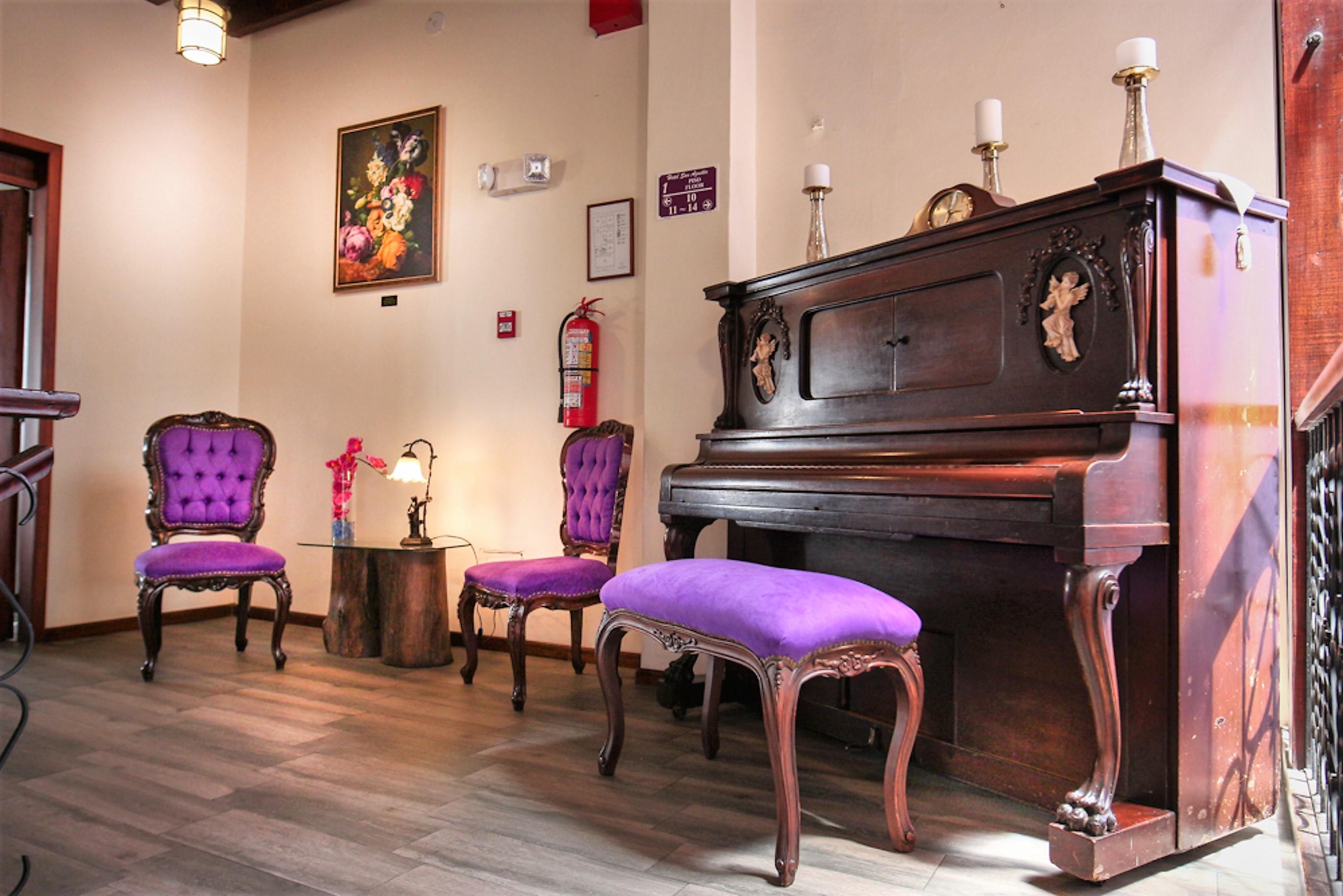 Hotel Colonial San Agustin Кито Экстерьер фото